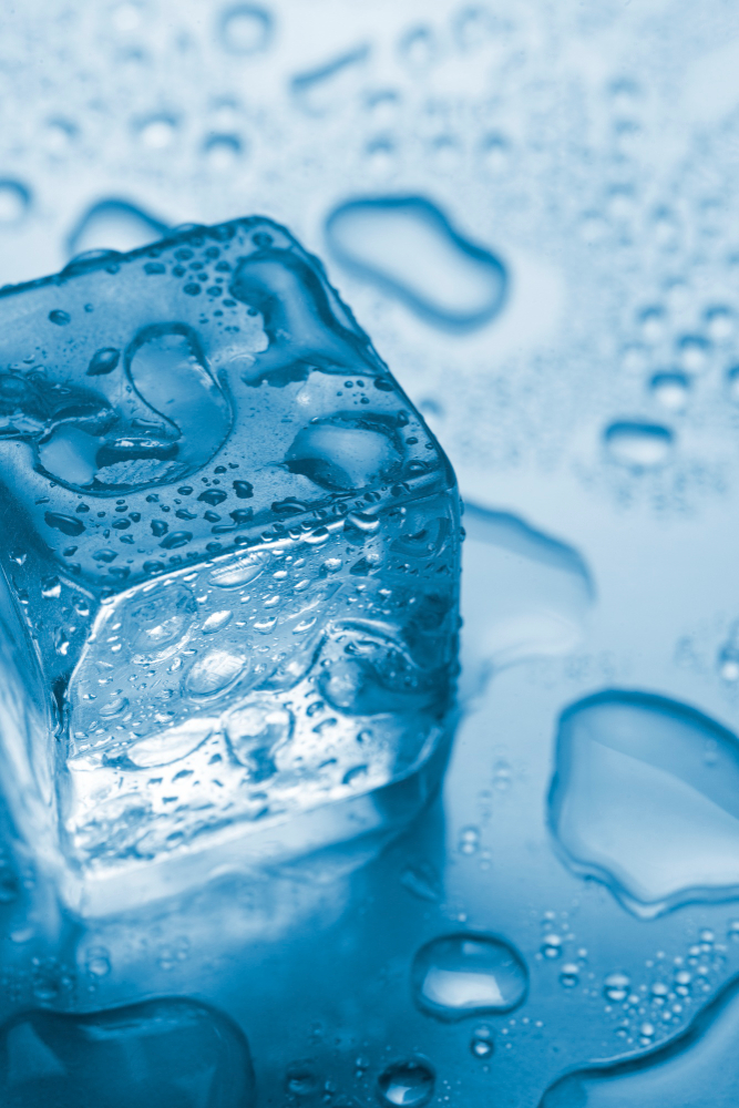 Ice cubes can be used for temperature play, providing a cooling sensation on the skin or sensitive areas.